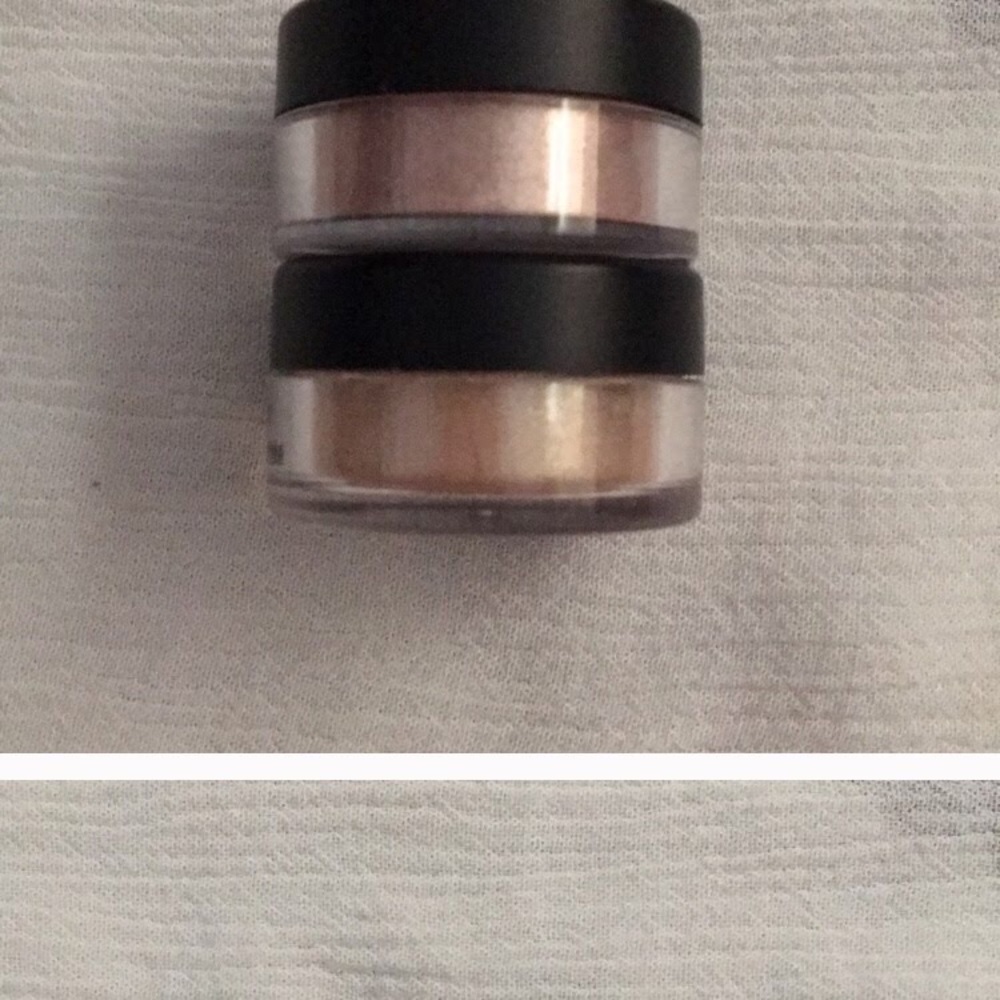 Mica Loose eyeshadow